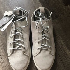 Premium selection suede sneakers sz 8